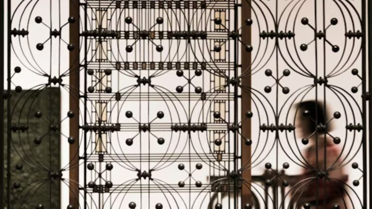 Nomurano and the Immaculate Grid: Designing Adaptive Systems for the Modern World